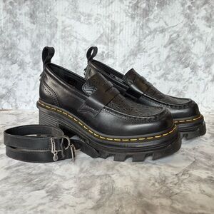 Dr Martens Wednesday Corran size 8